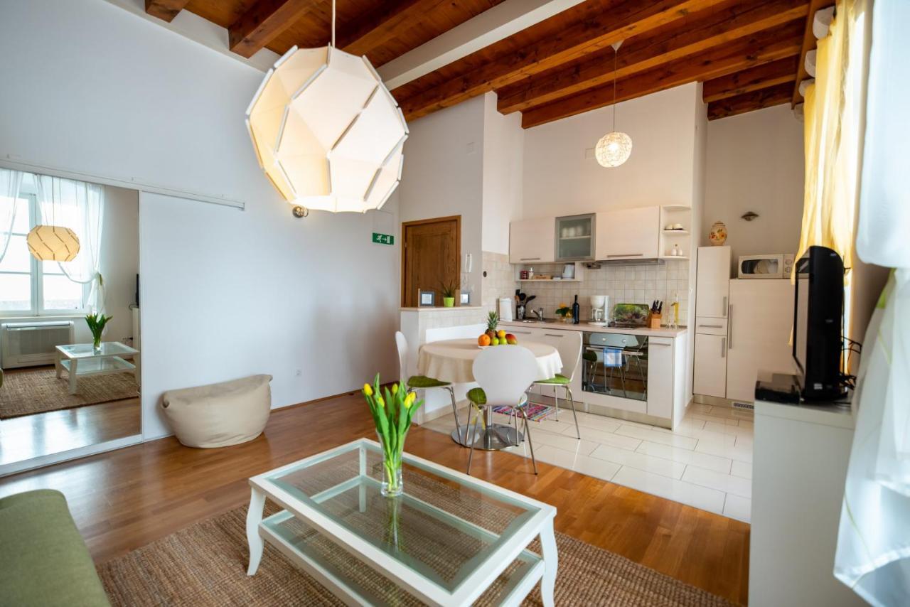 Apartment Ivo ดูบรอฟนิก ภายนอก รูปภาพ